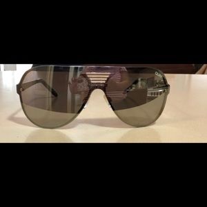 Original Quay “Showtime” sunglasses